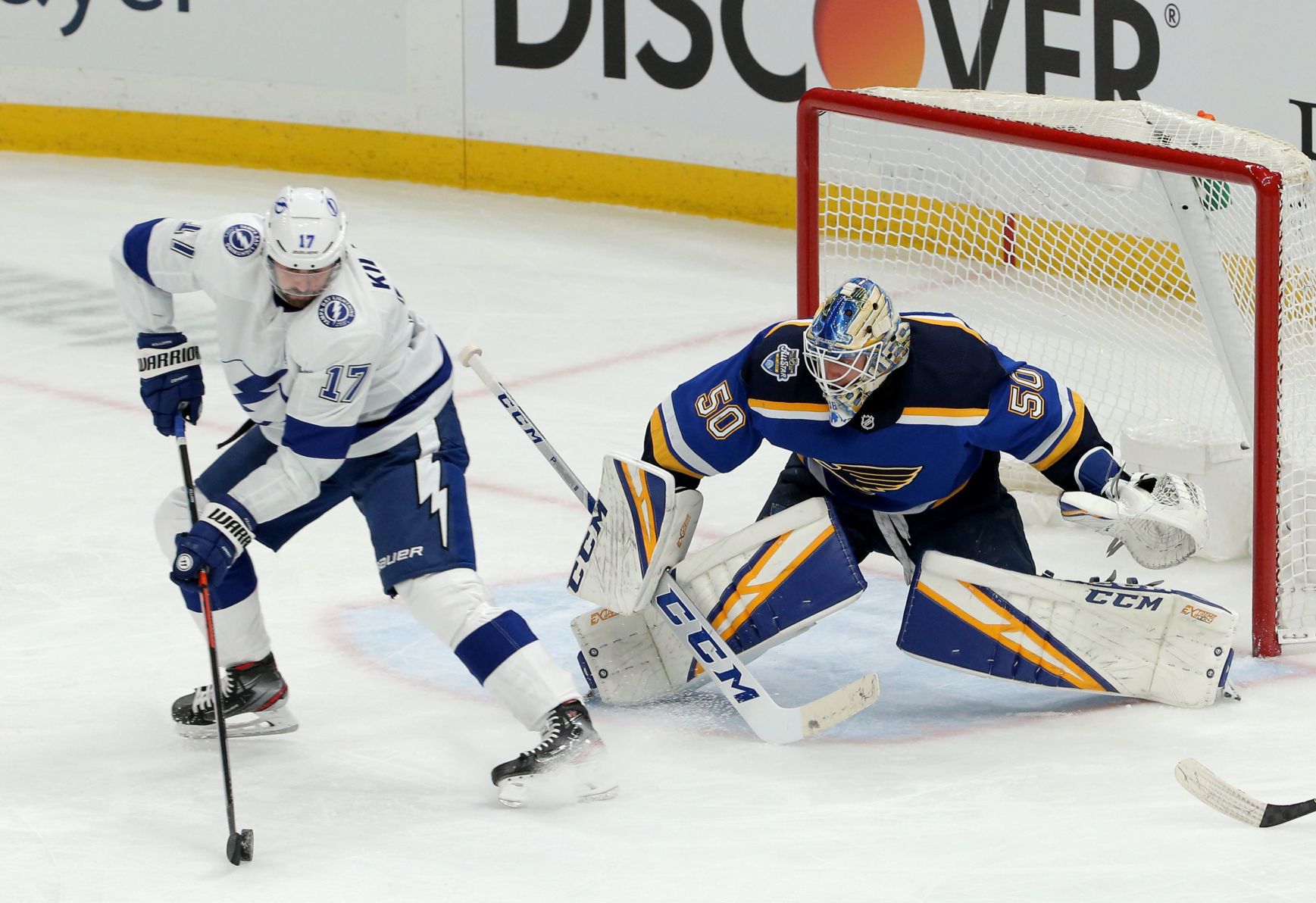 Blues host Lightning